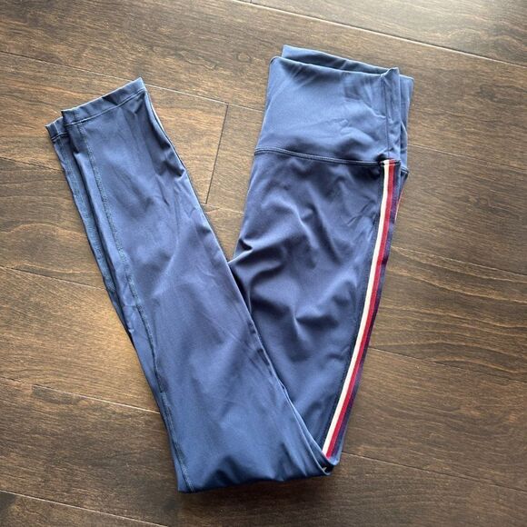 NWOT Zyia Active Luxe, Size 6-8 (fits up to size 12), Navy blue with stripe - Picture 3 of 6